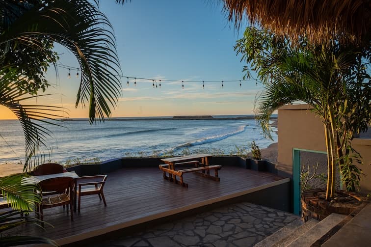 Best Surf Camp in Nicaragua: How to Choose the Right One (2026 Guide)
